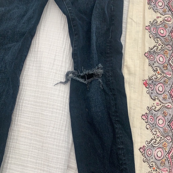 Free People ‘We The Free’ Skinny Jeans - Picture 3 of 3